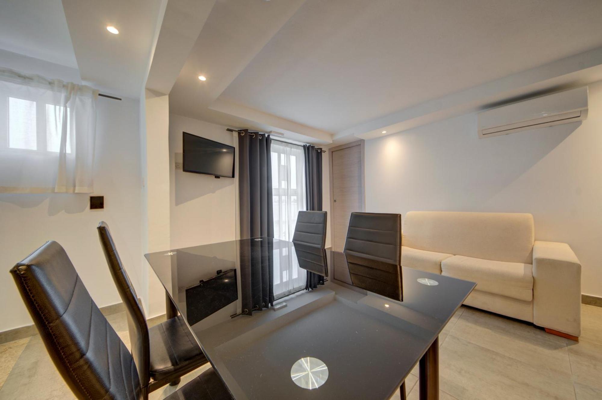 Caro Boutique Guest House San Gwann Exterior photo